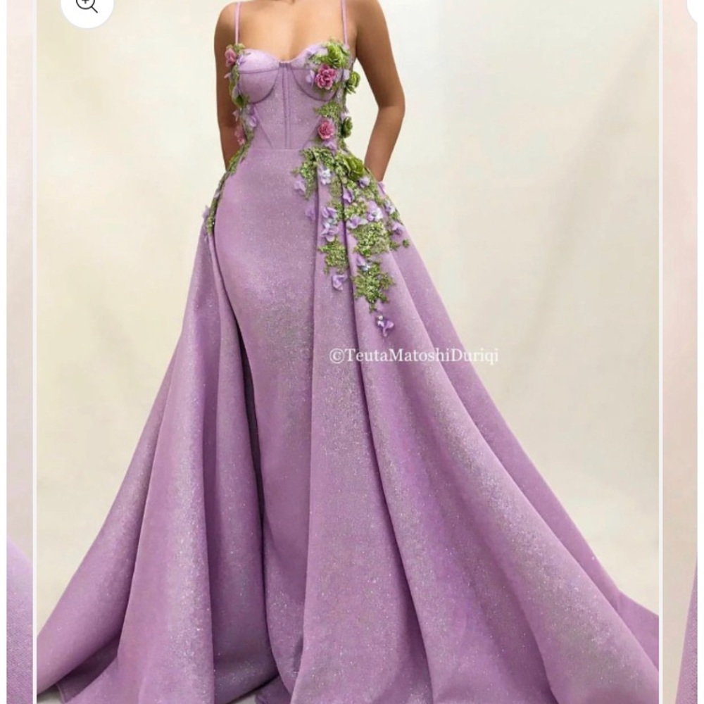 Tetua matoshi gown